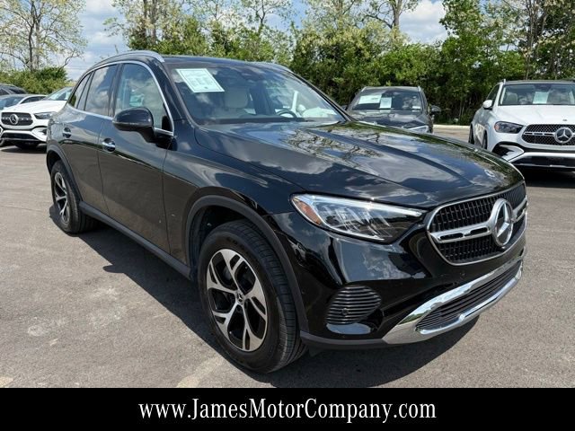 Certified 2026 Mercedes-Benz GLC 350e 4MATIC image 4