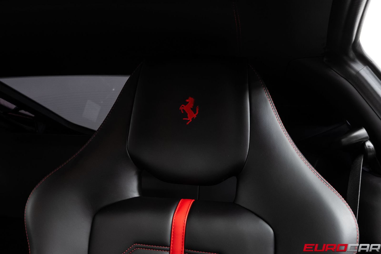 Used 2017 Ferrari 488 GTB RWD image 43