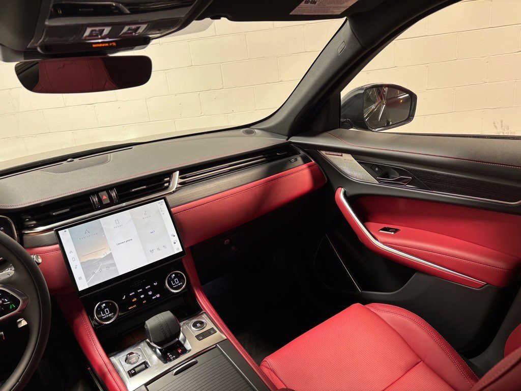 New 2026 Jaguar F-PACE R-Dynamic S image 36