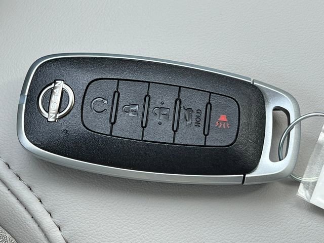 New 2026 Nissan Pathfinder SL image 34