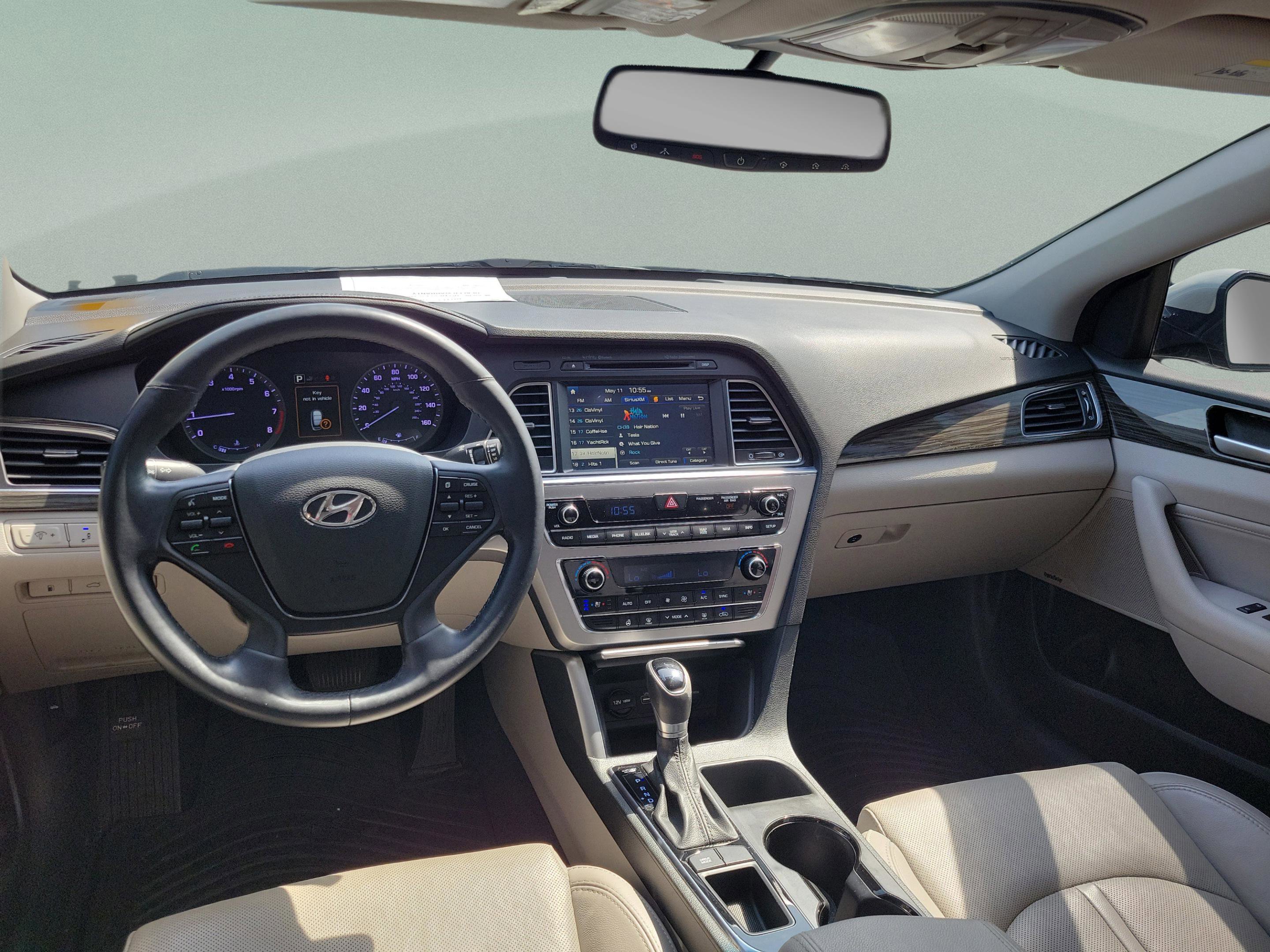 Used 2015 Hyundai Sonata Limited w/ Option Group 05 FWD image 15