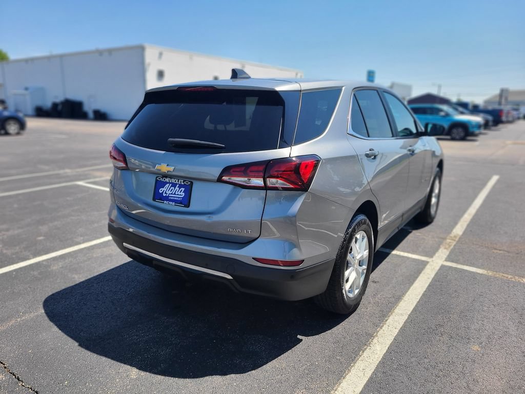 Used 2024 Chevrolet Equinox LT AWD/4WD image 7