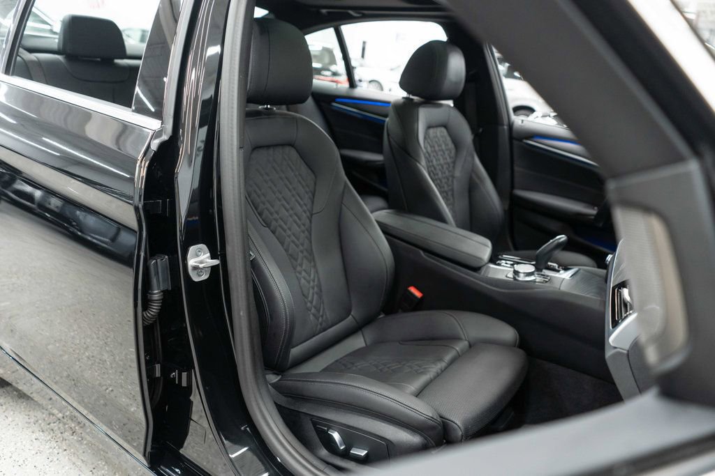 Used 2023 BMW 540i xDrive w/ Premium Package AWD/4WD image 10