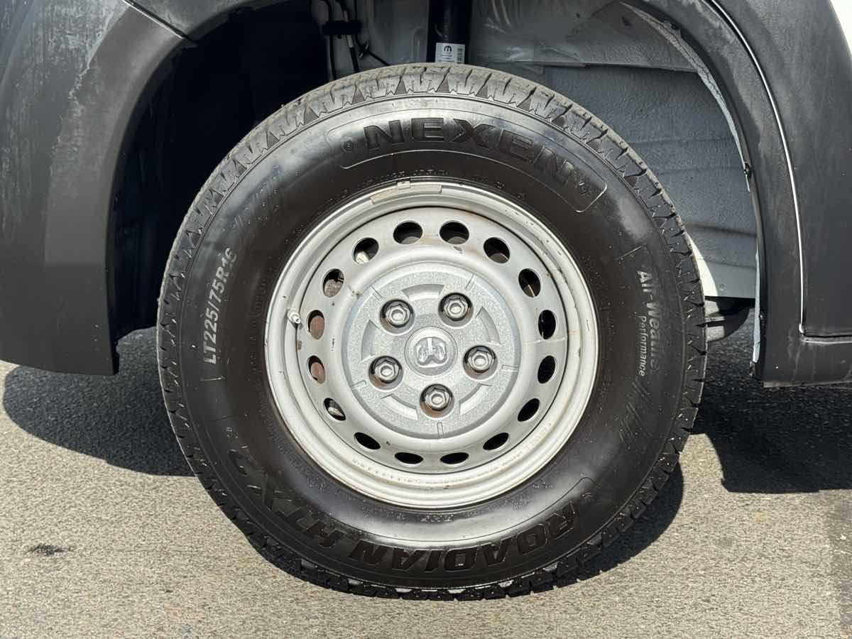 Used 2025 RAM ProMaster 2500 w/ Convenience Group FWD image 6