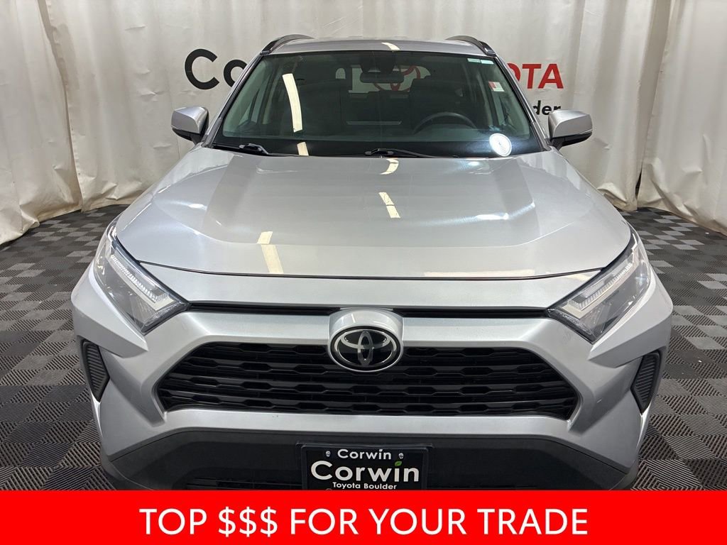 Used 2023 Toyota RAV4 XLE AWD/4WD image 2