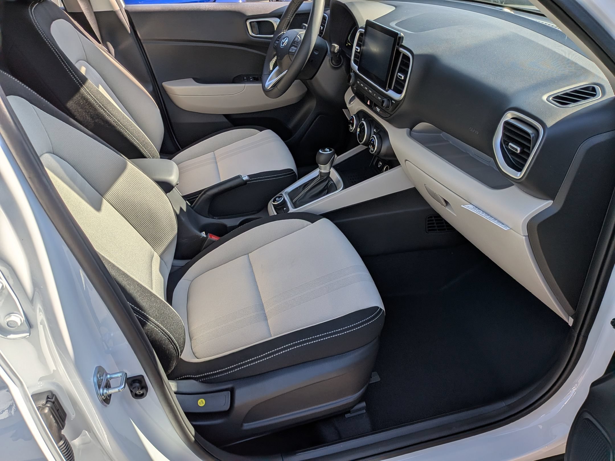 New 2026 Hyundai Venue SEL FWD image 24