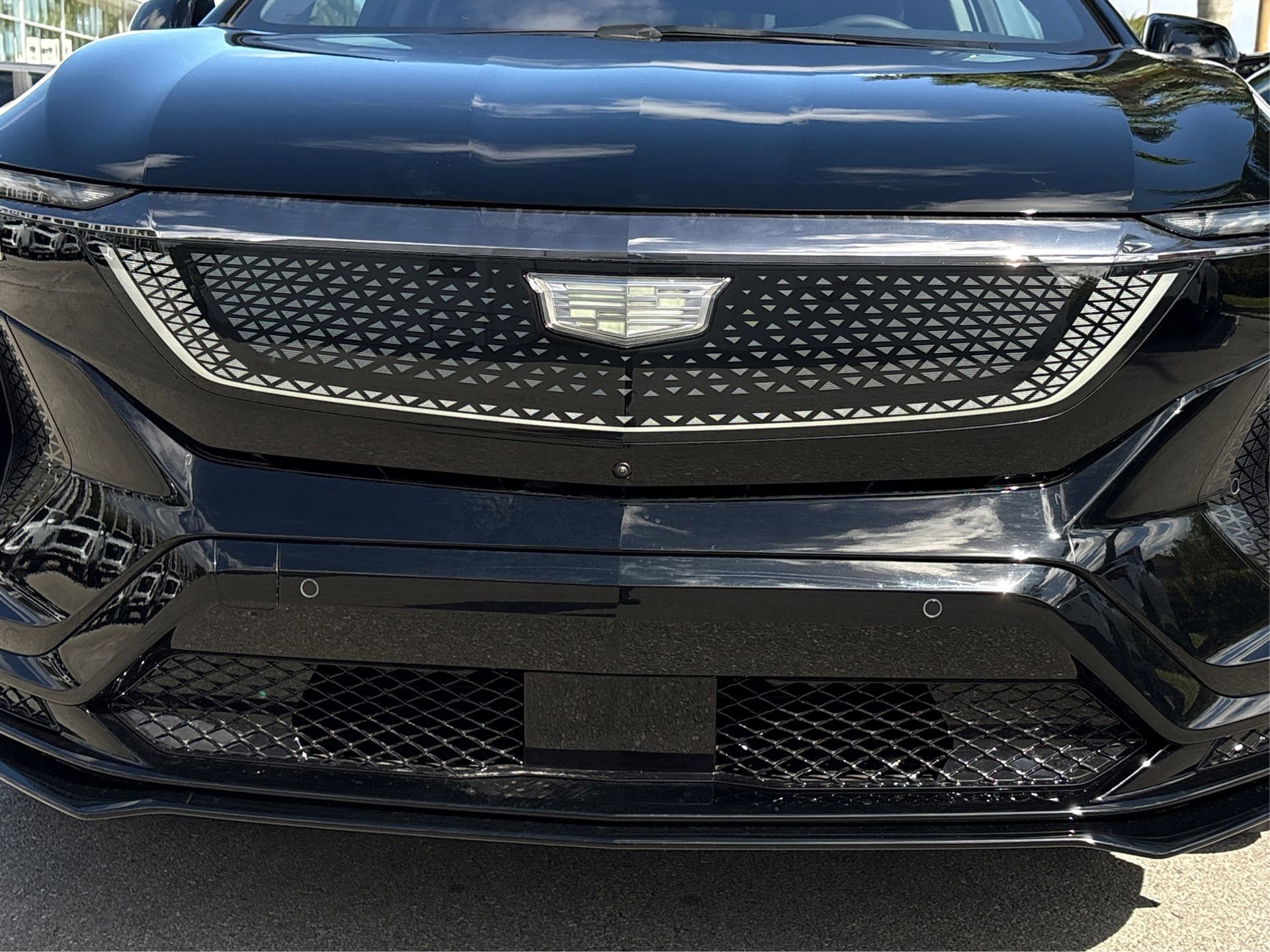 New 2026 Cadillac Optiq V image 12