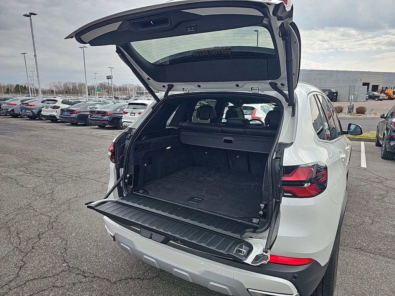 Certified 2024 BMW X5 xDrive40i w/ Premium Package image 16