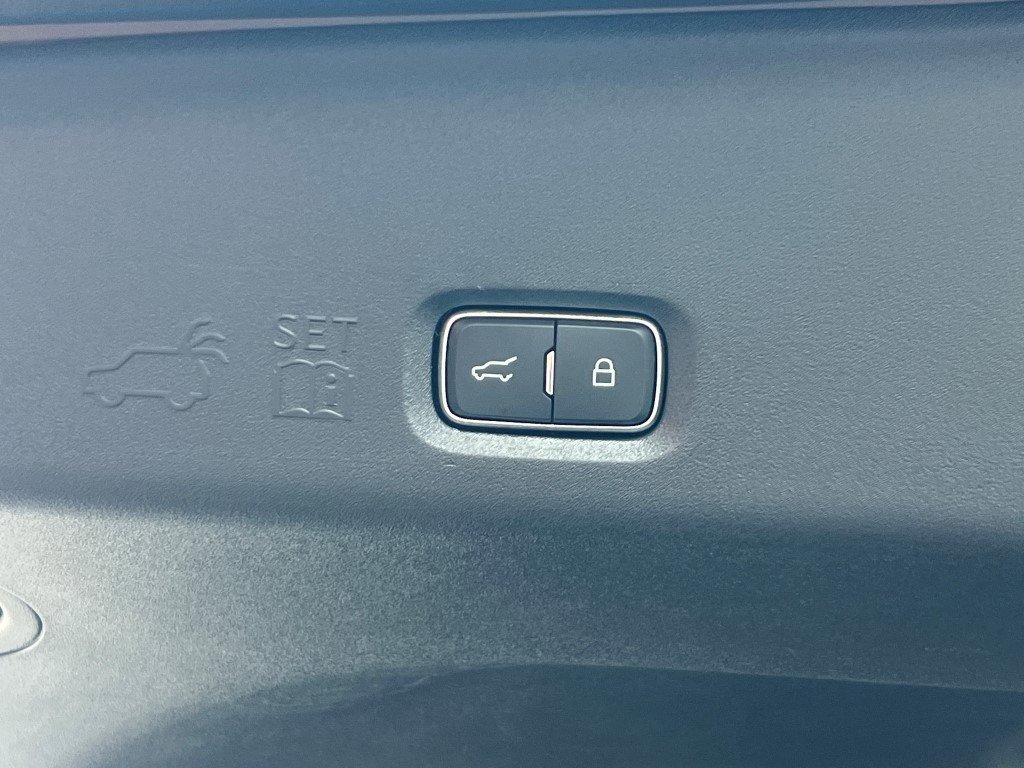 New 2026 Lincoln Navigator Black Label image 16