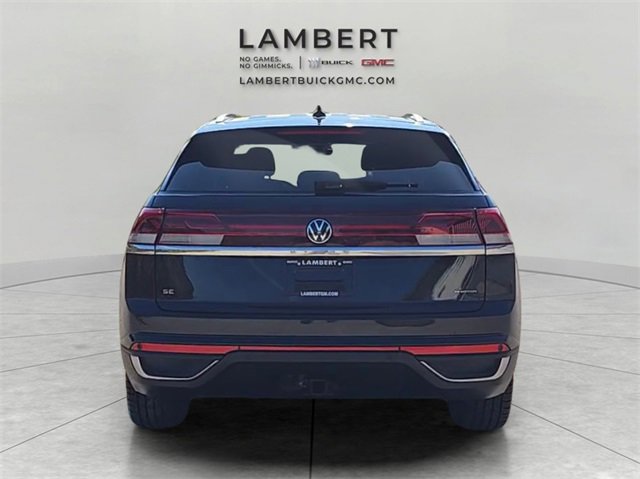 Used 2024 Volkswagen Atlas Cross Sport SE image 4