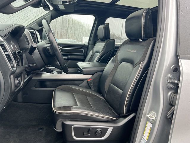 Used 2023 RAM 1500 Laramie AWD/4WD image 15