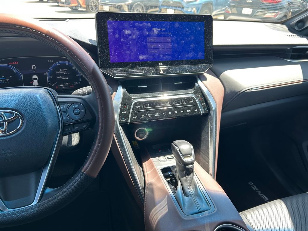 Certified 2024 Toyota Venza Limited AWD/4WD image 17