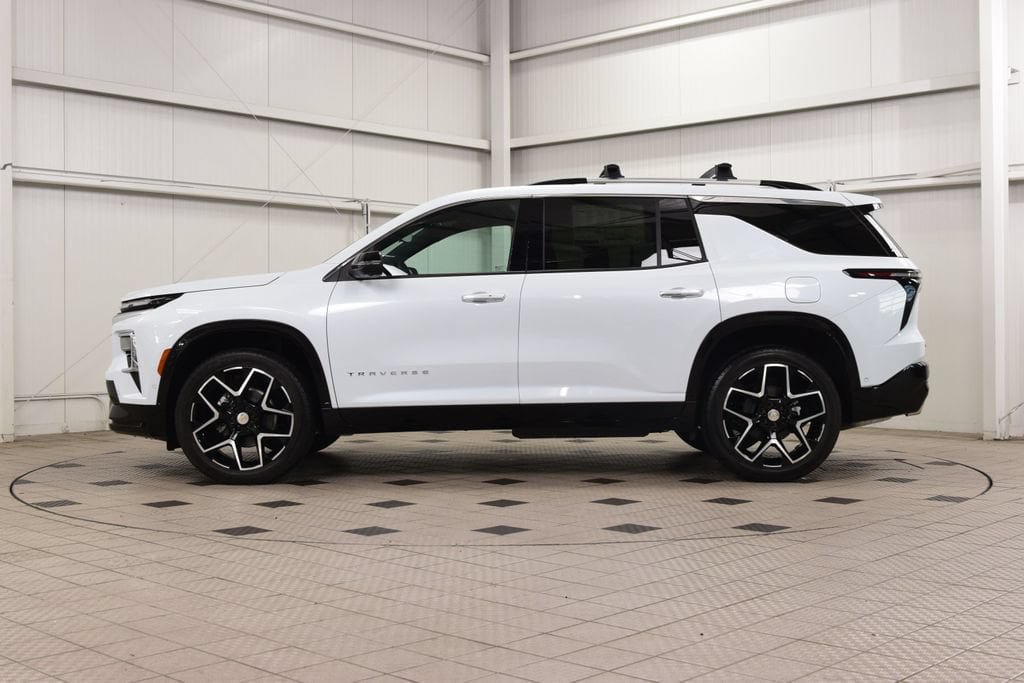 New 2026 Chevrolet Traverse High Country AWD/4WD image 4