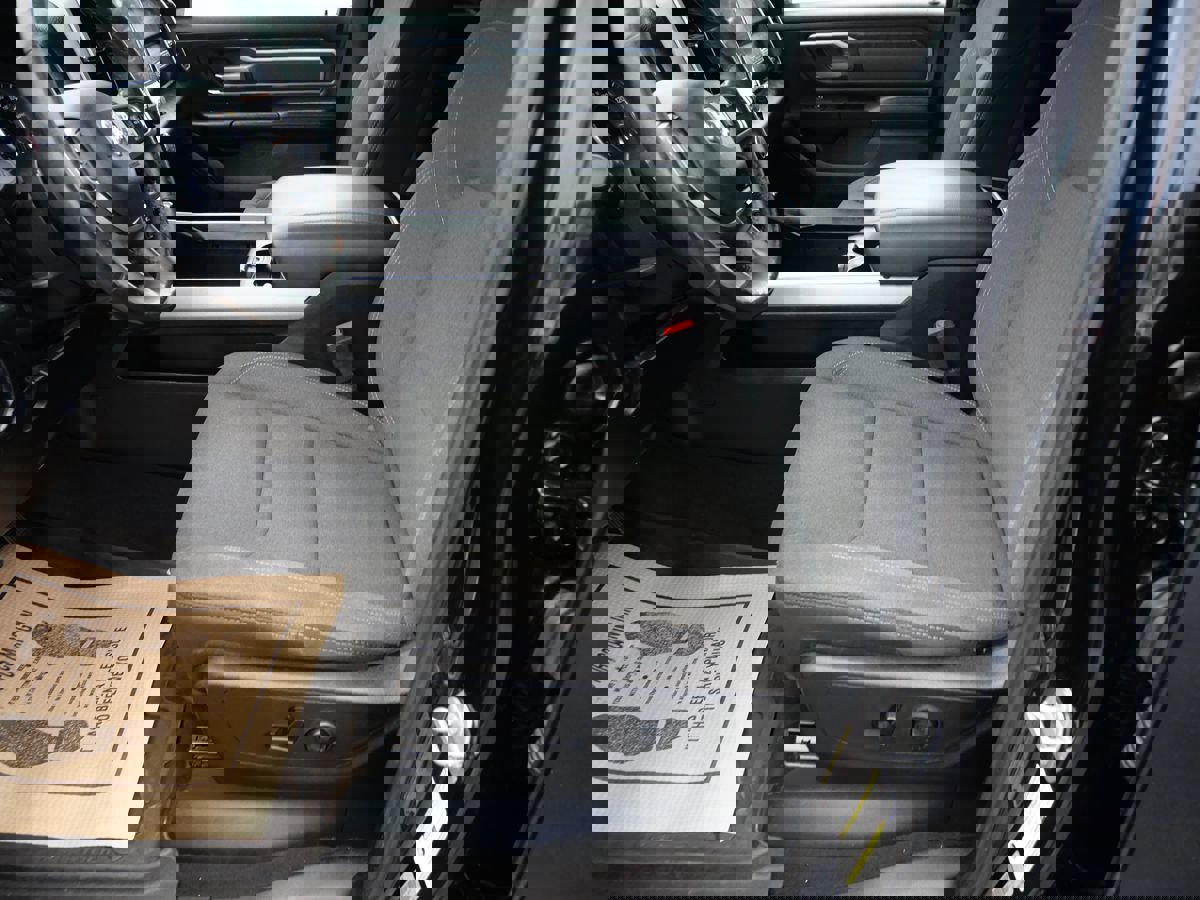 Used 2019 RAM 1500 Big Horn image 10