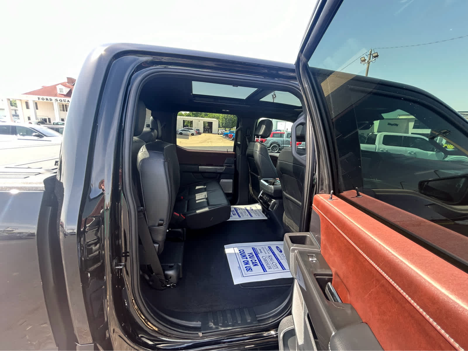 Used 2023 Ford F150 Lariat w/ Equipment Group 502A High AWD/4WD image 15