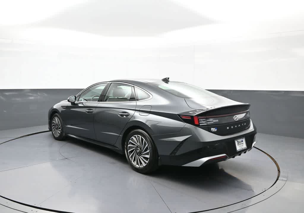 Used 2026 Hyundai Sonata SEL FWD image 8
