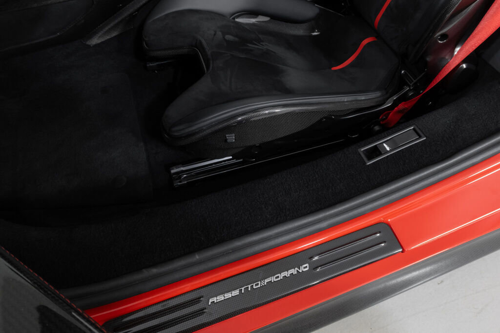 Used 2023 Ferrari SF90 Spider AWD/4WD image 31