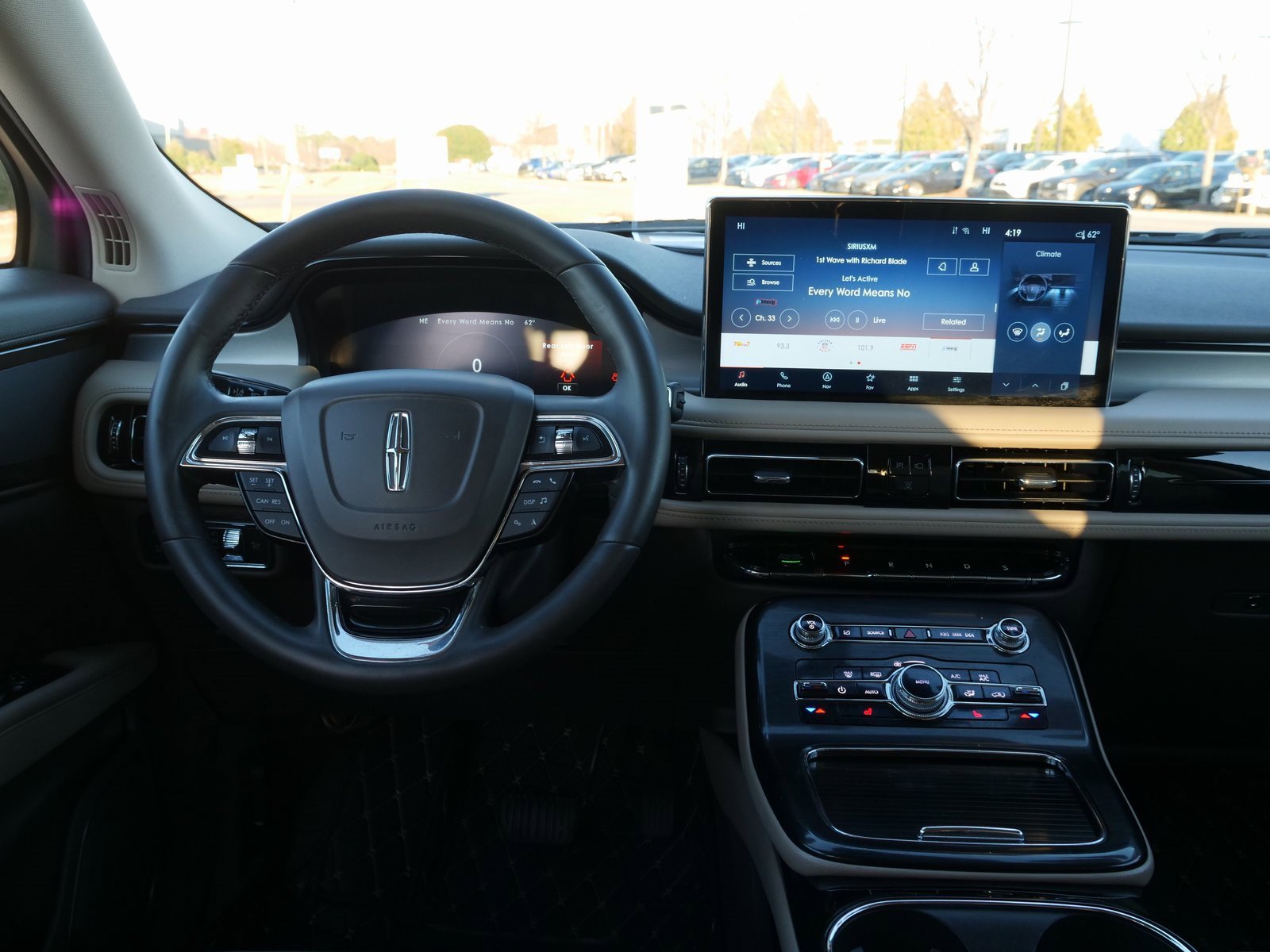 Used 2021 Lincoln Nautilus FWD w/ Equipment Group 101A image 19