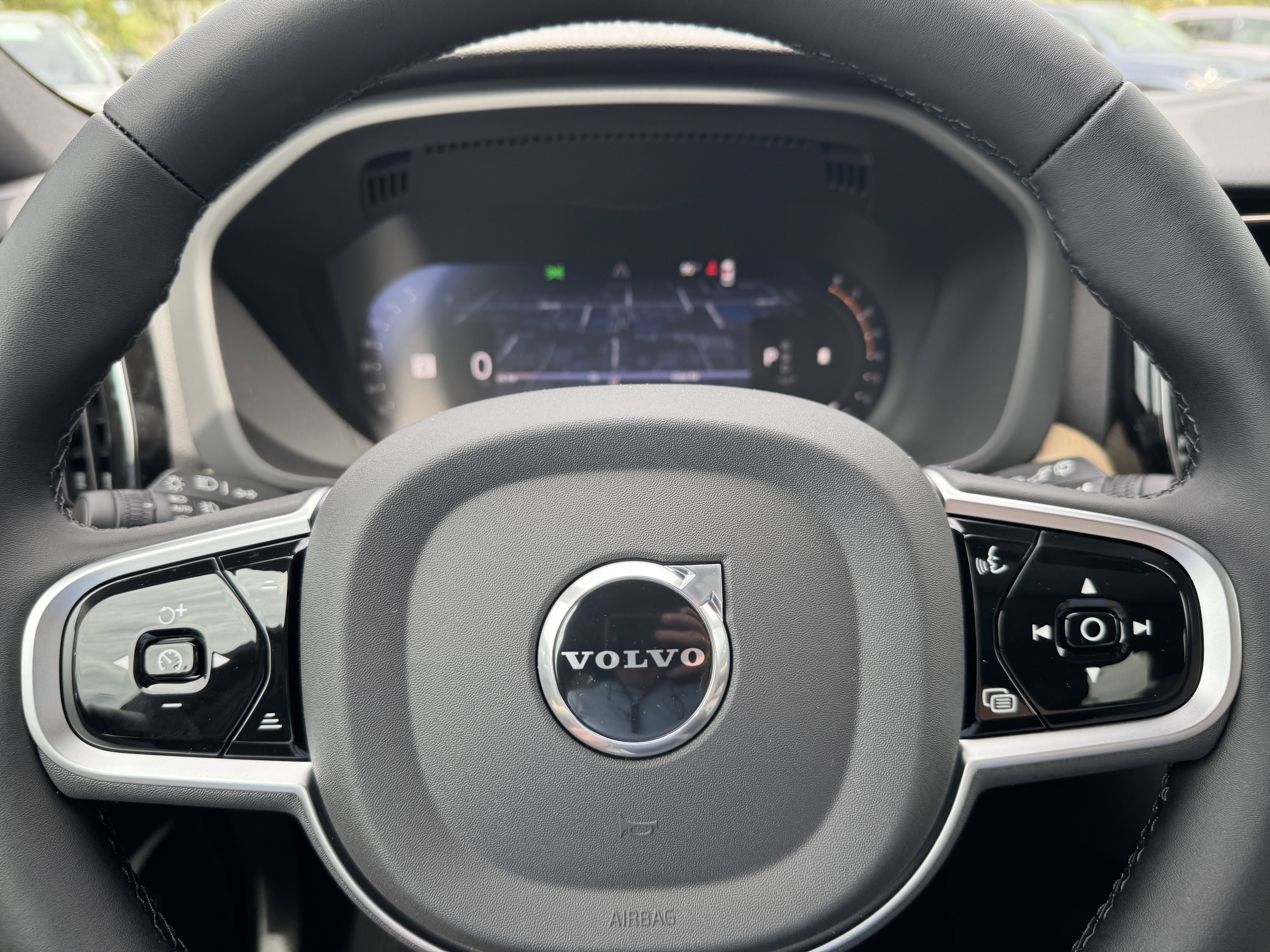 New 2026 Volvo XC60 B5 Core w/ Protection Package image 30