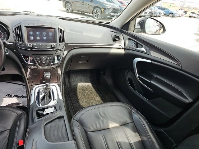 Used 2015 Buick Regal Premium w/ Experience Buick Package FWD image 28