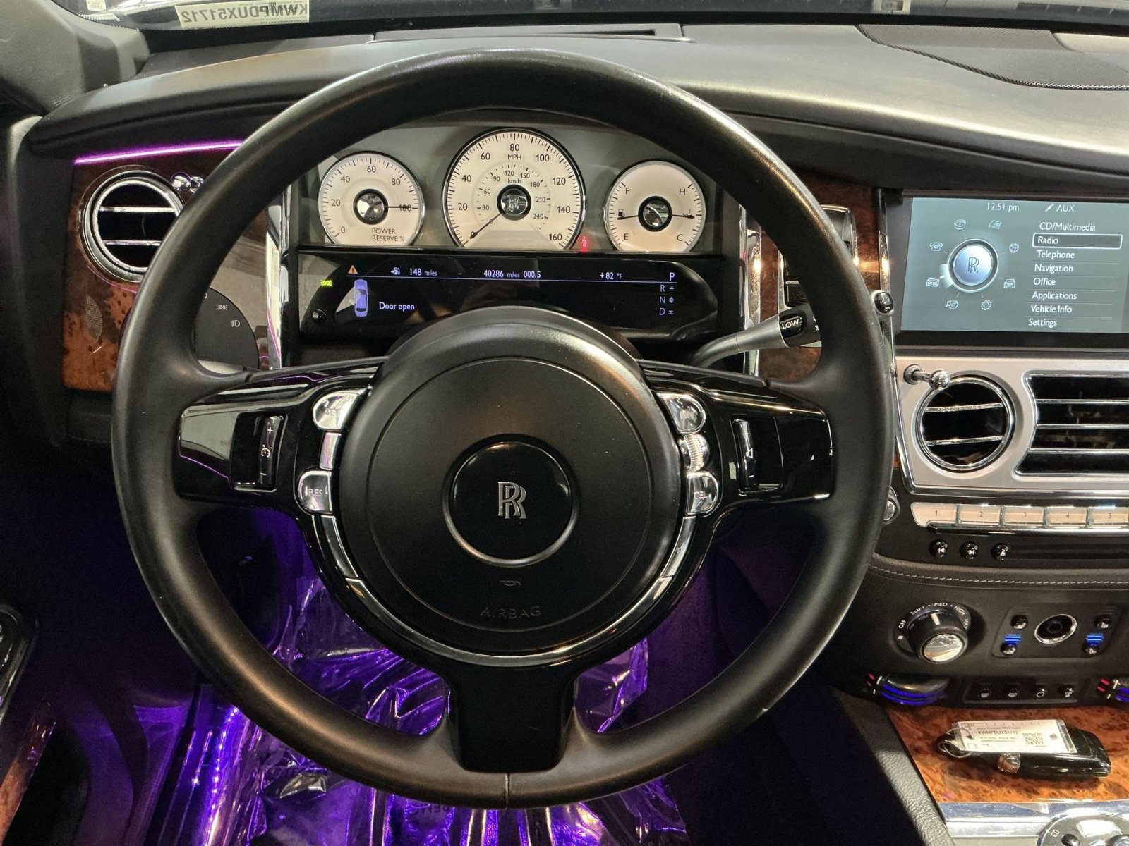 Used 2013 Rolls-Royce Ghost RWD image 17