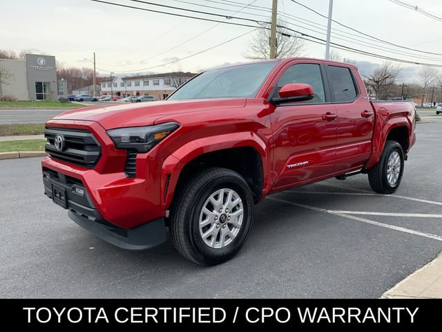 Used 2025 Toyota Tacoma SR5 image 8