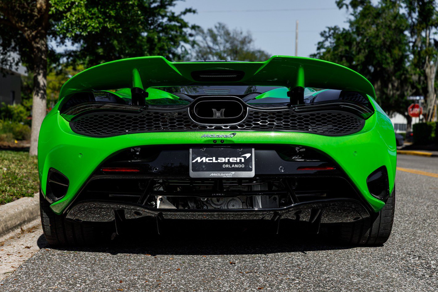 Used 2024 McLaren 750S image 9