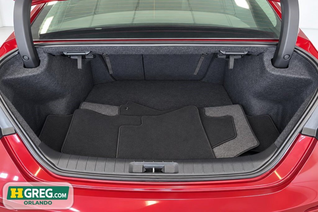 Used 2021 Nissan Maxima 3.5 SV w/ Floor Mat Group FWD image 16