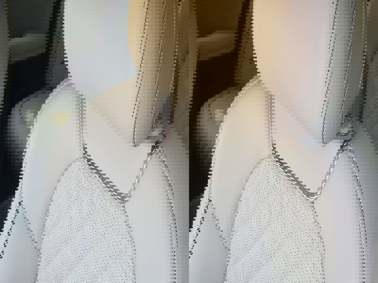 Used 2025 Genesis G70 3.3T Advanced w/ Sport Prestige Package RWD image 15