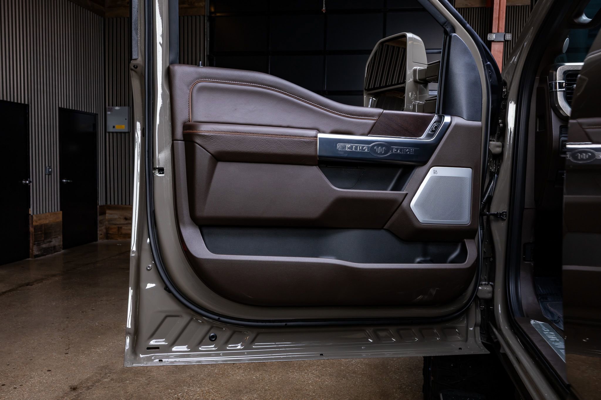 Used 2026 Ford F250 King Ranch w/ Chrome Package image 36