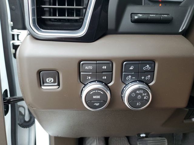 Used 2025 GMC Sierra 2500 Denali w/ Denali Reserve Package AWD/4WD image 30