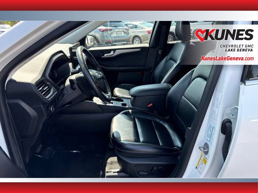 Used 2024 Ford Escape Platinum AWD/4WD image 13