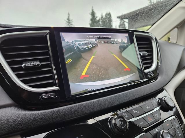 Used 2024 Chrysler Pacifica Touring-L image 29