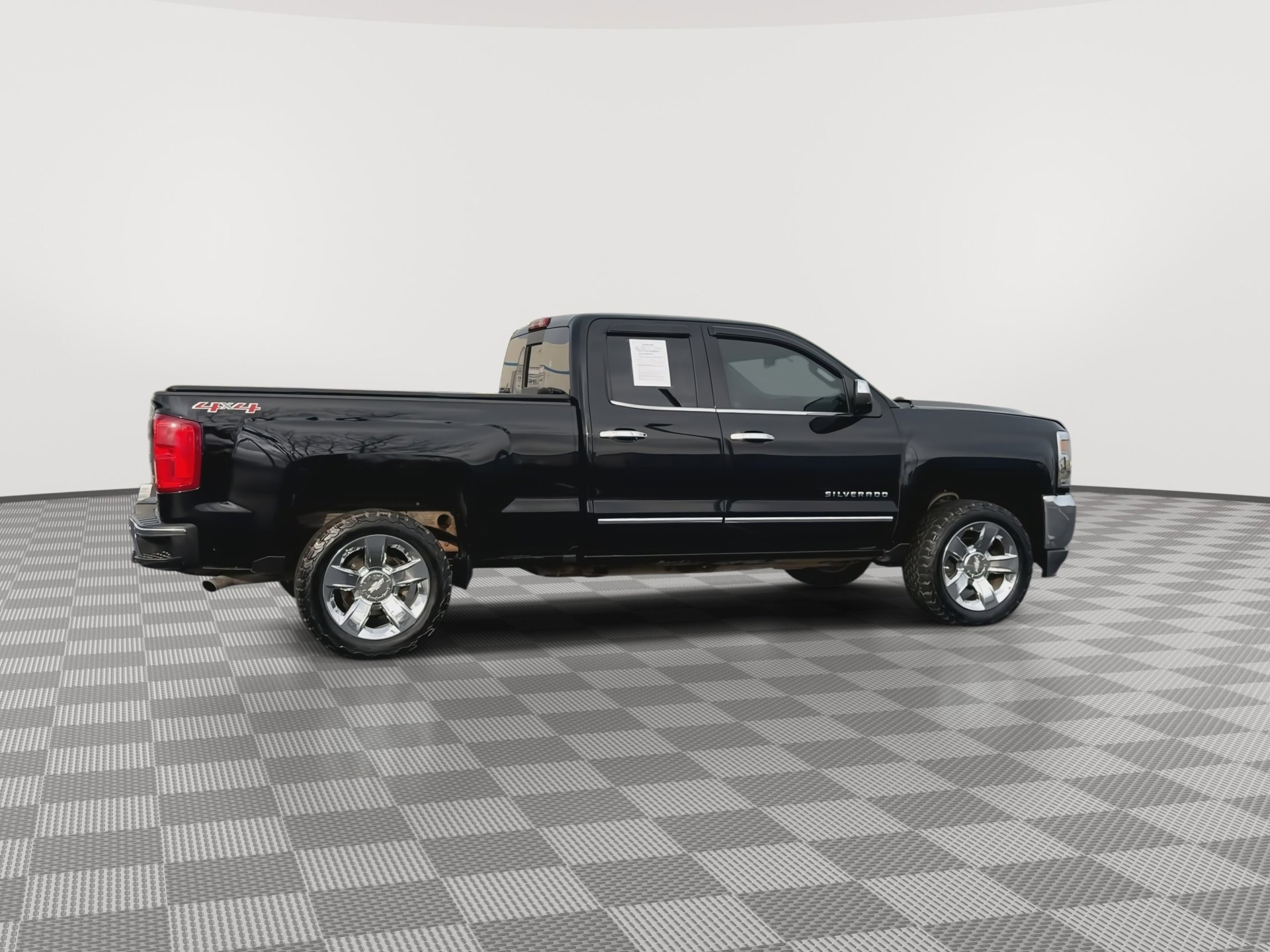 Used 2016 Chevrolet Silverado 1500 LTZ w/ Sport Package image 9