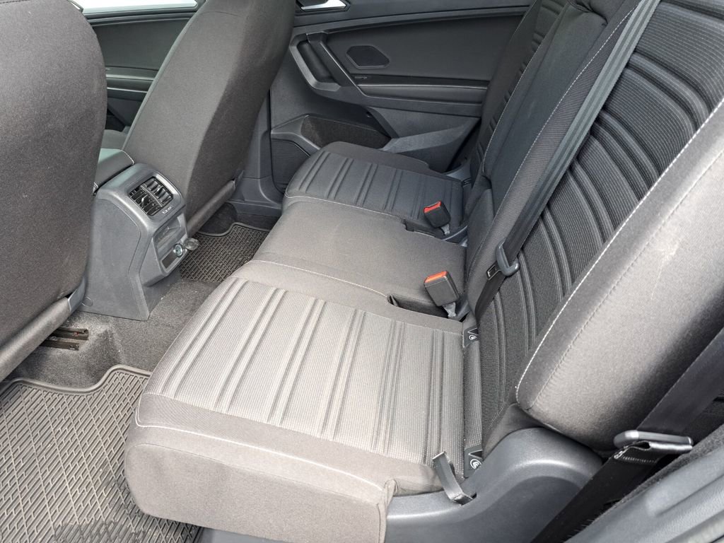 Used 2024 Volkswagen Tiguan S w/ MDO Package, Three-Row FWD image 21