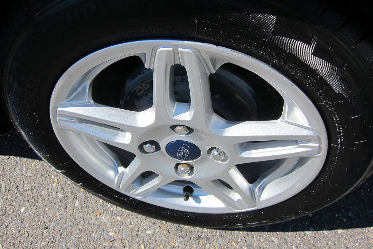 Used 2017 Ford Fiesta SE FWD image 7