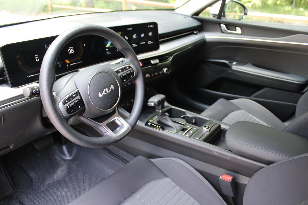 New 2026 Kia K5 LXS FWD image 20