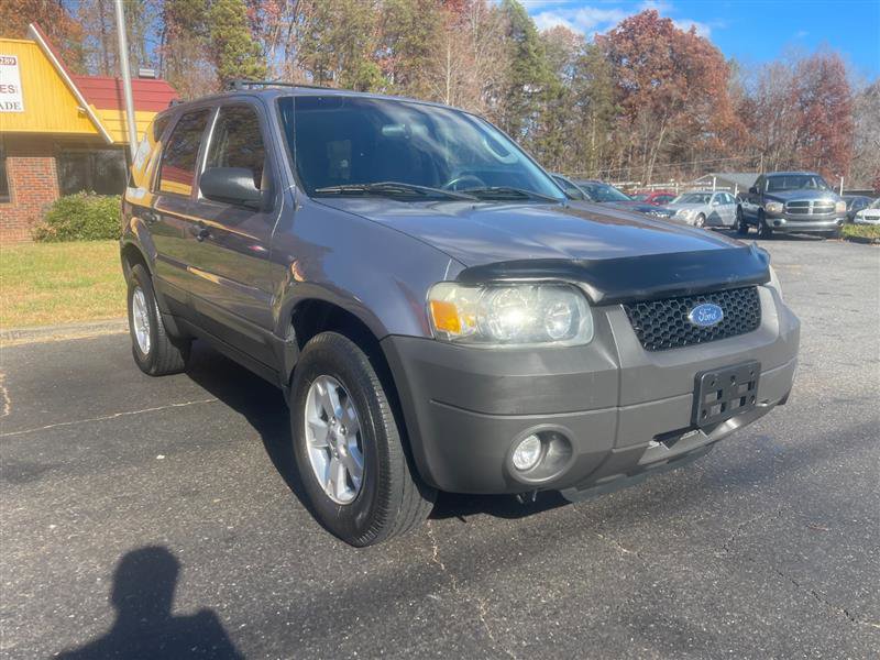 Used 2007 Ford Escape XLT image 3