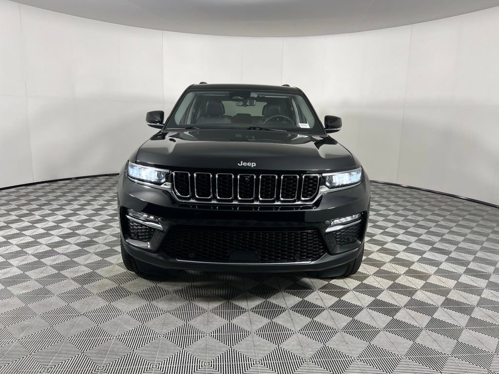 Used 2023 Jeep Grand Cherokee Limited w/ Luxury Tech Group II image 5