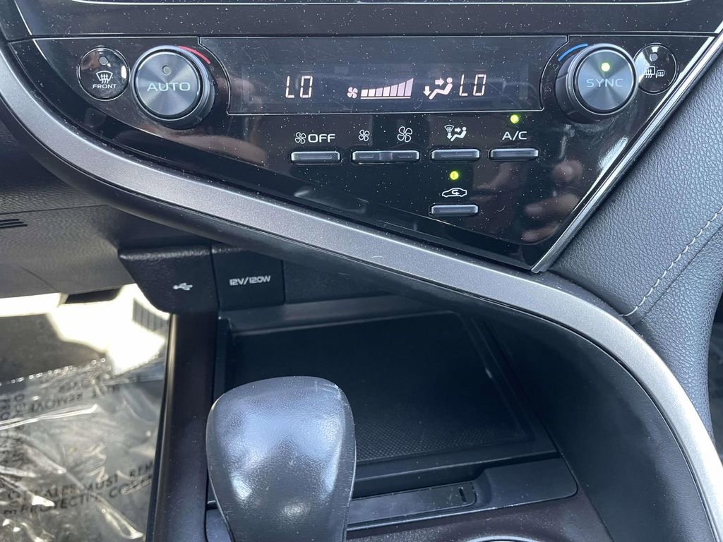 Used 2024 Toyota Camry SE w/ Convenience Package FWD image 41