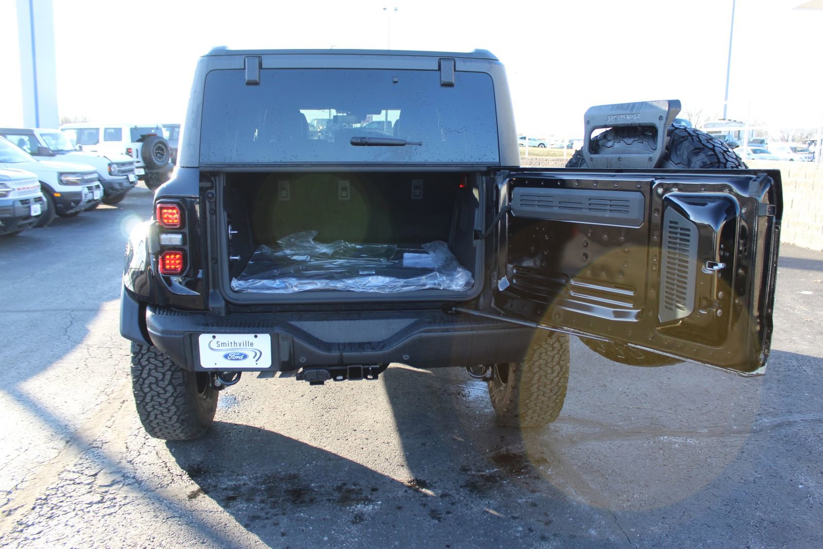 New 2025 Ford Bronco Raptor w/ Interior Carbon Fiber Pack AWD/4WD image 17