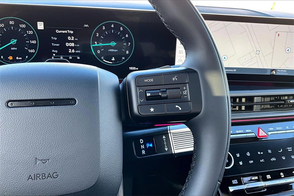 Used 2025 Hyundai Santa Fe Calligraphy image 19