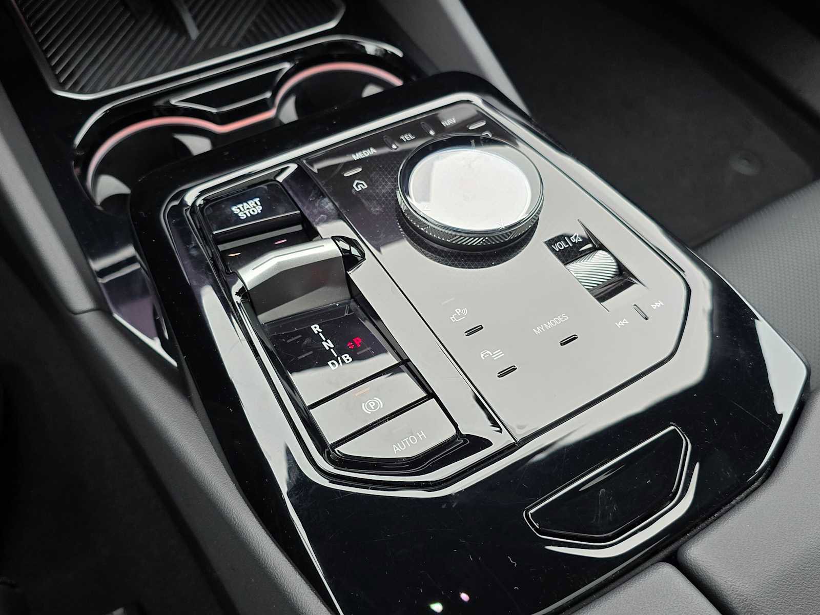 Used 2024 BMW i5 eDrive40i w/ M Sport Package image 37