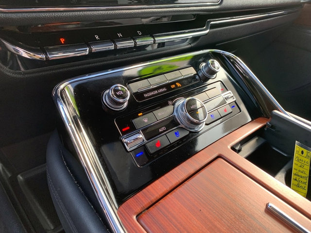 Certified 2024 Lincoln Navigator Reserve w/ Monochromatic Package image 26