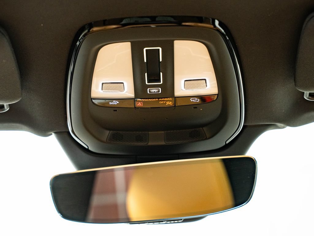 Used 2024 Volvo XC90 B6 Ultimate AWD/4WD image 42