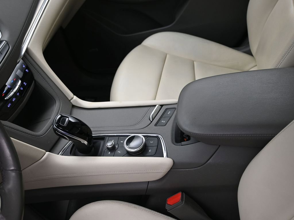 Used 2022 Cadillac XT5 Premium Luxury w/ Technology Package image 20