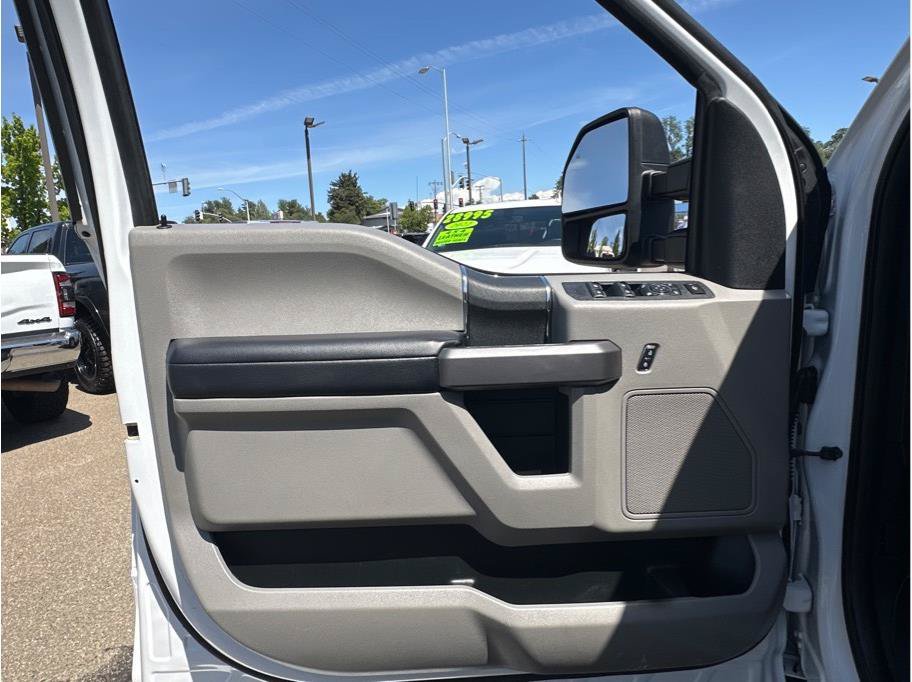 Used 2018 Ford F250 XLT w/ XLT Value Package AWD/4WD image 15
