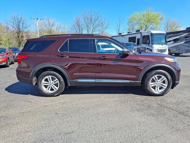 Used 2023 Ford Explorer XLT w/ Class IV Trailer Tow Package image 11