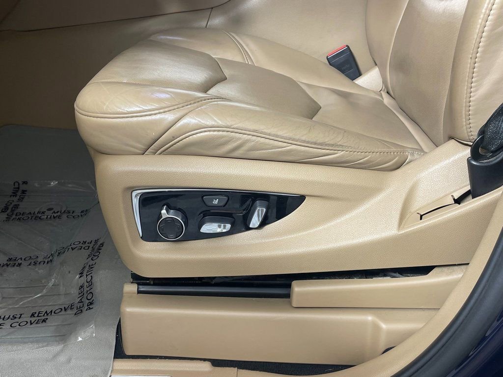 Used 2018 Cadillac Escalade Platinum image 25