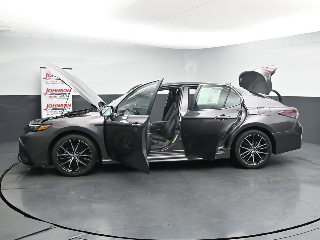 Used 2023 Toyota Camry SE FWD image 39